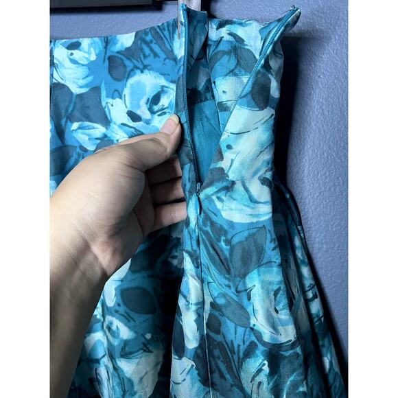 Context 100% Silk Floral Blue Skirt Size 4 Roses Feminine Puffy Fifty's Inspired - Picture 5 of 9